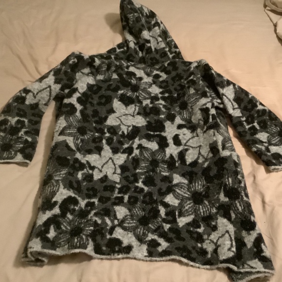 Anthropologie hoody sweater - Picture 6 of 7